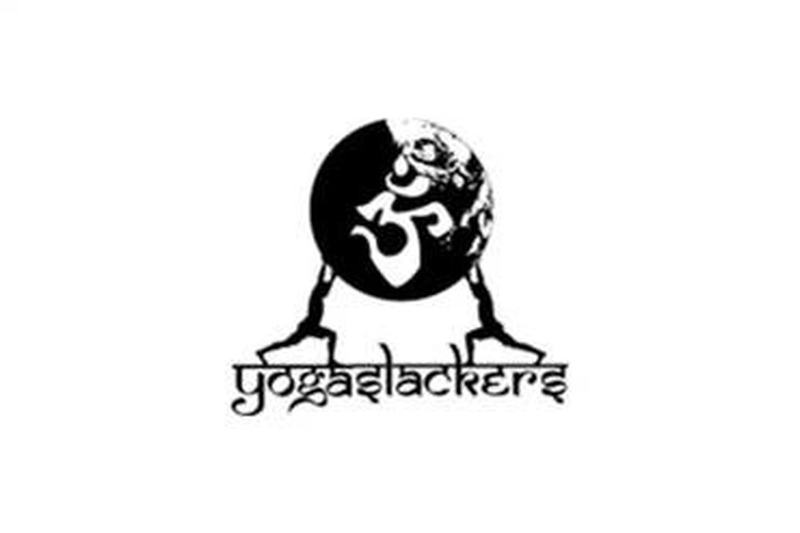 Yogaslackers and Slacklining Yoga